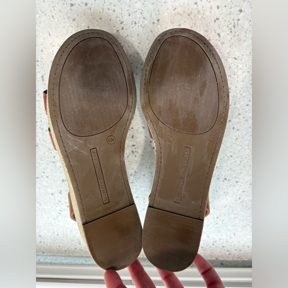 New Tommy Hilfiger Women's Vastie Raffia Platform Wedge Sandals- size 9.5 - Picture 8 of 10